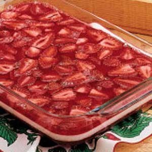 Summertime strawberry salad