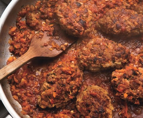 Sun-dried tomato and fennel sausage patties with creamy polenta