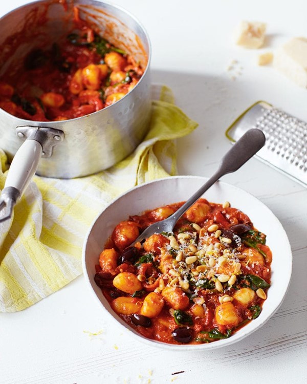 Sun-dried tomato, spinach and black olive gnocchi