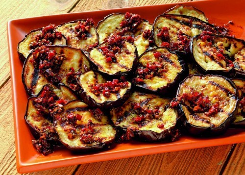 Sun-dried tomato vinaigrette 