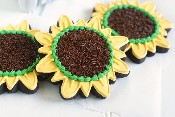 Sunflower cookies recipe | Eat Your Books