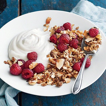 Sunflower granola breakfast parfaits