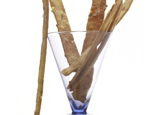 Sunflower seed & rosemary crackers