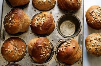 Sunflower seed rolls