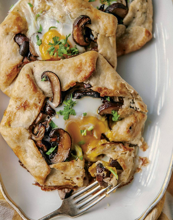 Sunny-side-up mushroom mini galettes