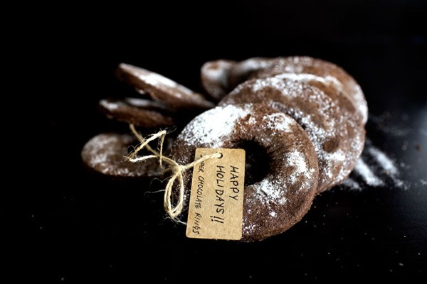 Super chocolatey shortbread rings