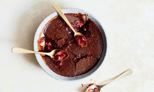 Super-easy chilled chocolate Nutella pot