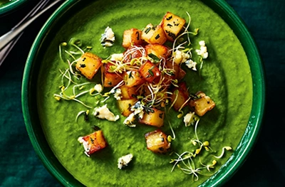 Super-green broccoli, spinach & Stilton soup