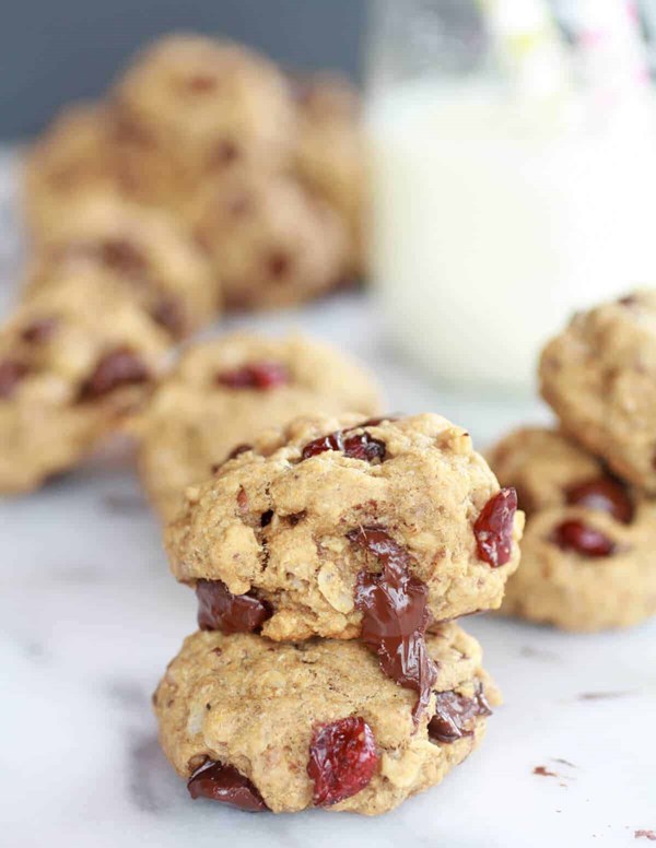 Super healthy breakfast (or anytime) cookies