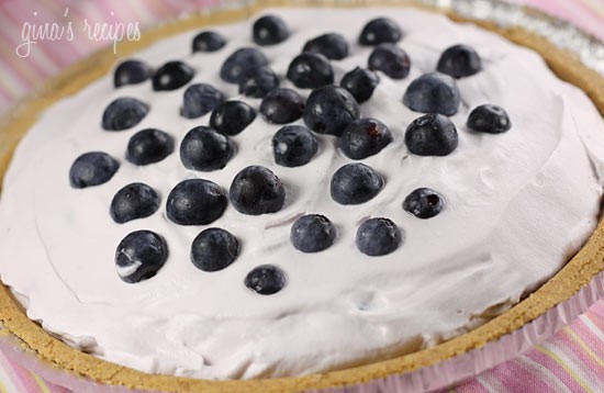 Super light blueberry cream pie