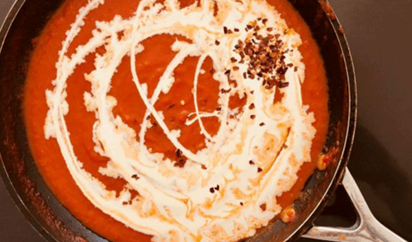 Super quick tomato sauce