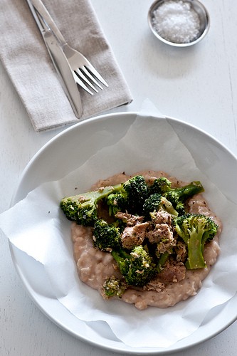 Super simple broccoli with tuna &  white bean mash