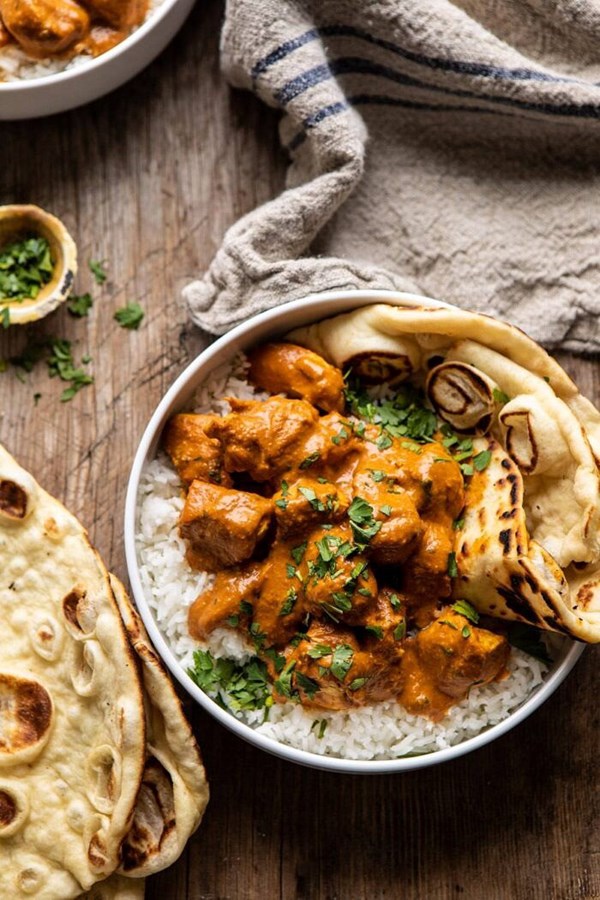 Super simple coconut chicken tikka masala