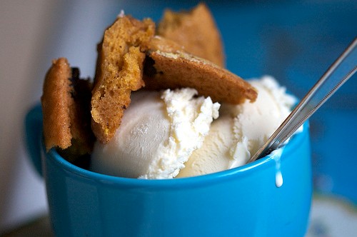 Super soft pumpkin chocolate chip cookies