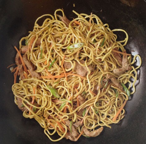 Super speedy noodles with pork and ginger