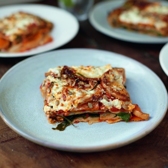 Super squash lasagne, spinach, cottage cheese & seeds recipe | Eat Your ...