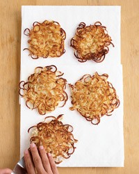 Supercrispy potato latkes
