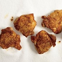 Superfast crispy chicken thighs