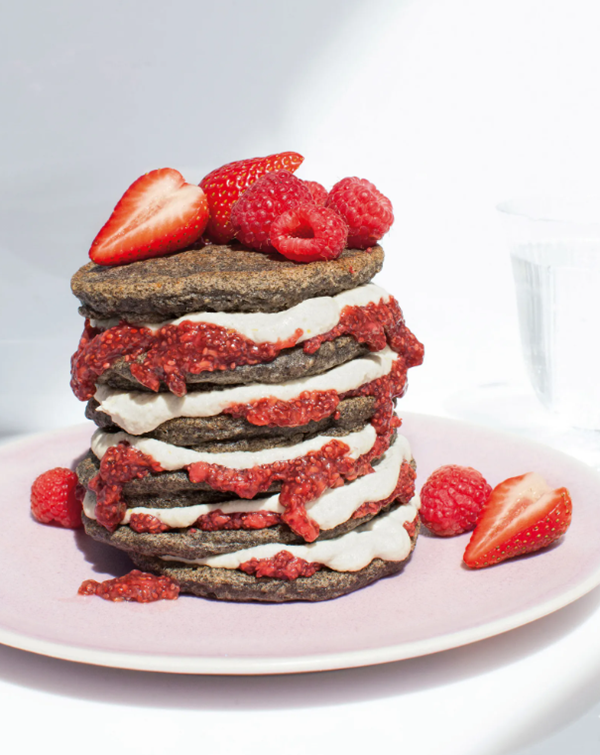 Superfood pancakes with chia-berry compote and lemon-cashew crème