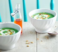 Supergreen soup with yogurt & pine nuts