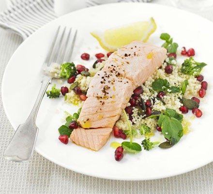 Superhealthy salmon salad 