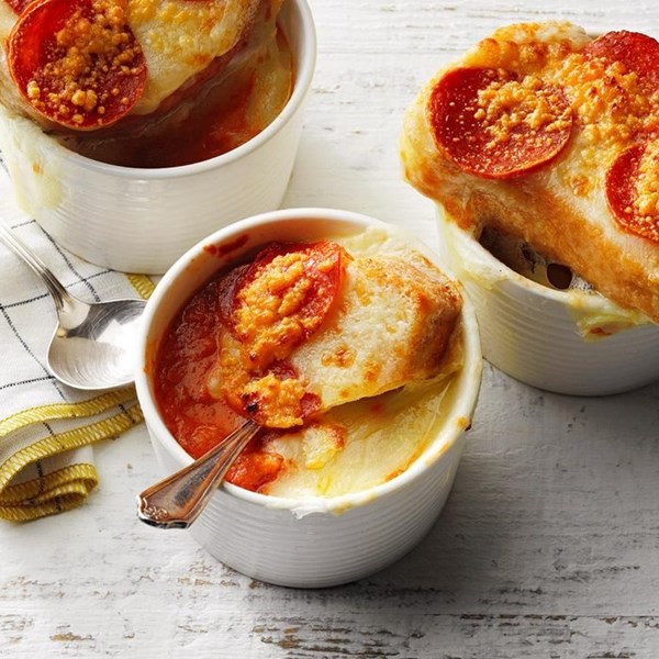 Supreme pizza soup