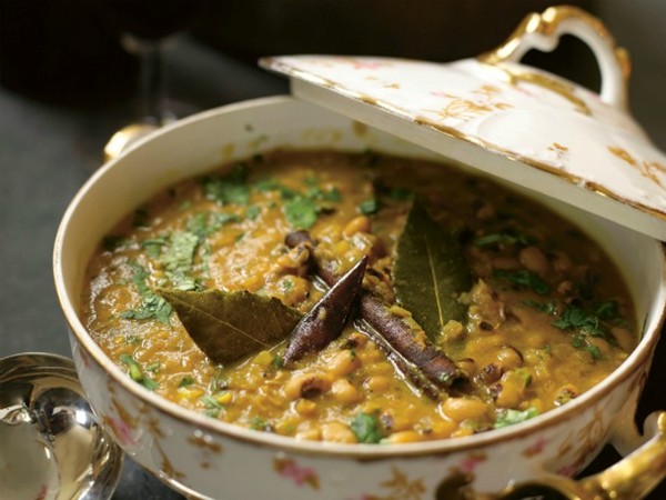 Suvir Saran's black-eyed pea curry (Cook the Book)