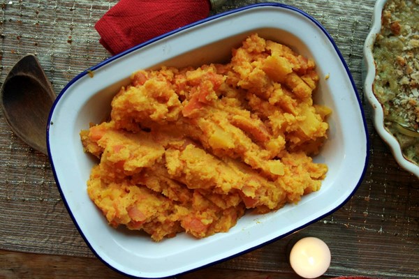 Swede and carrot mash