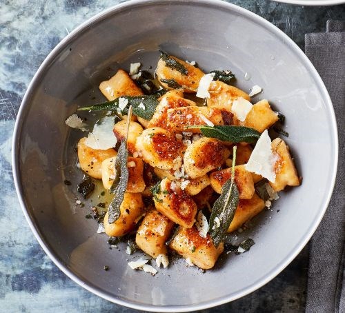 Swede gnocchi with crispy sage