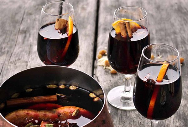 Swedish Christmas glögg