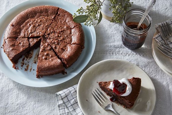 Swedish gooey chocolate cake (Kladdkaka)