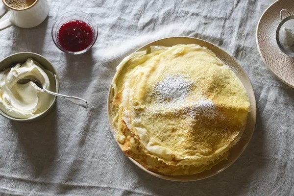 Swedish pancakes with homemade raspberry jam (Pannkakor)