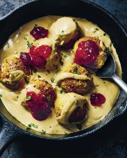 Swedish tofu balls