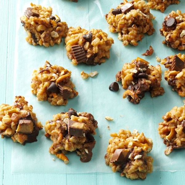 Sweet & salty peanut butter bites 