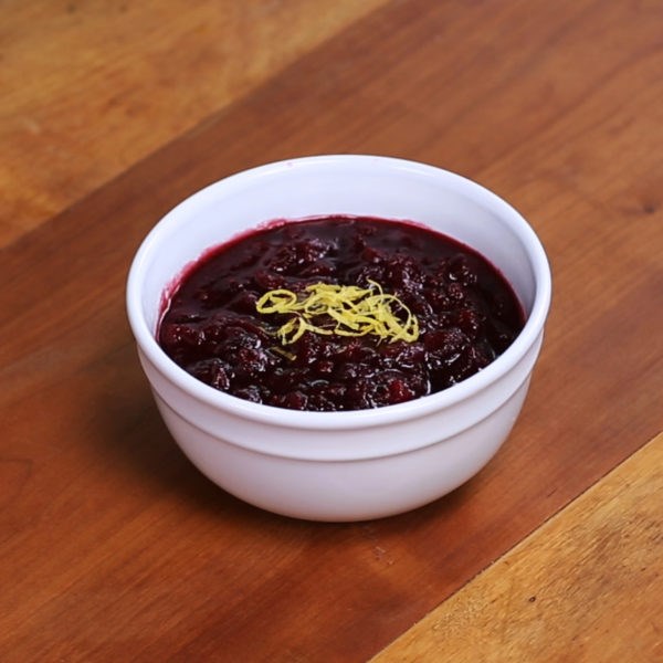 Sweet & savory cranberry sauce