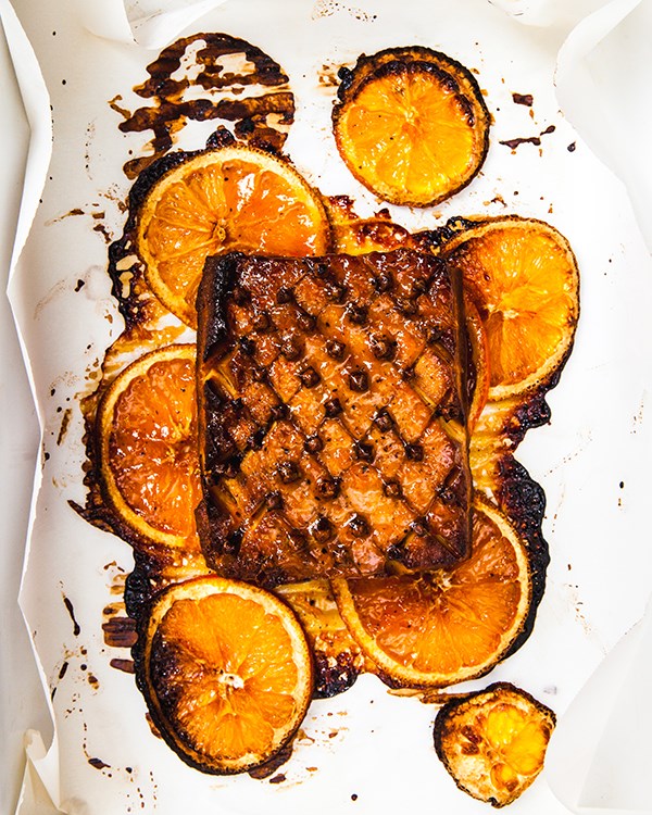 Sweet & smoky glazed tofu ham