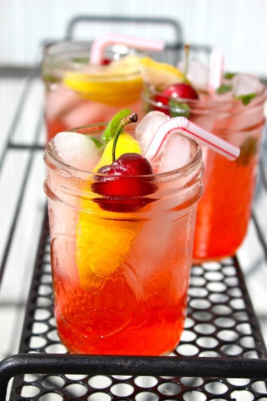 Sweet & sour cherry sparkler