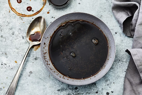 Sweet & sour tamarind chutney