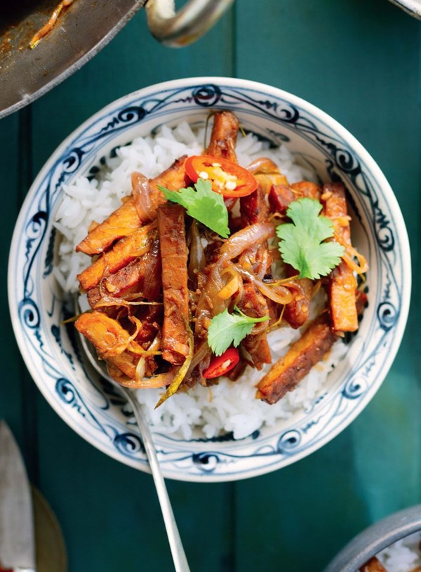 Sweet & sour tempeh (Kering tempe)
