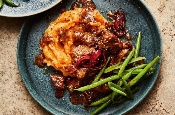 Sweet & spicy lamb with veggie mash