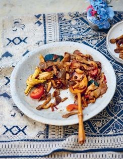 Sweet & spicy mushroom tongseng