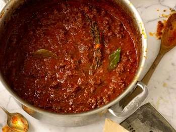 Sweet & spicy sausage ragù