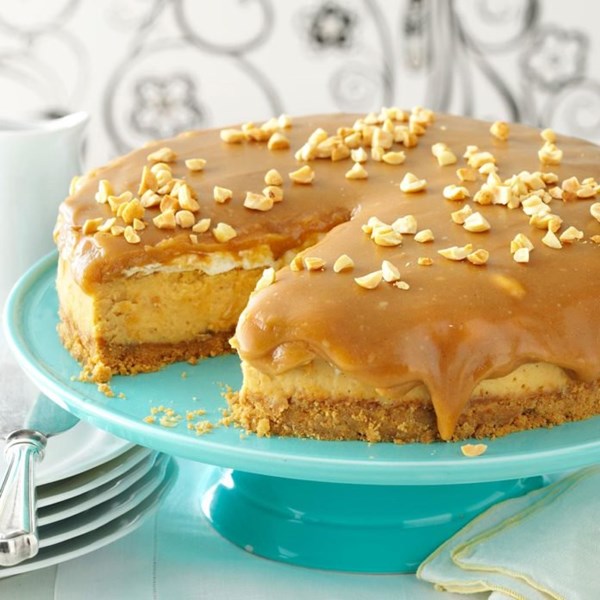 Sweet and salty peanut butter cheesecake