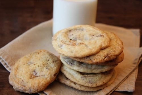 Sweet and salty toffee bar cookies