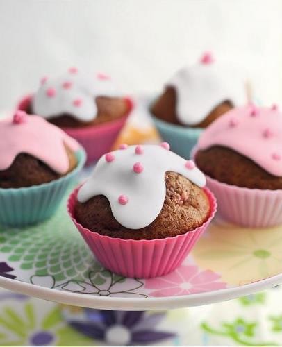 Sweet and simple strawberry cupcakes