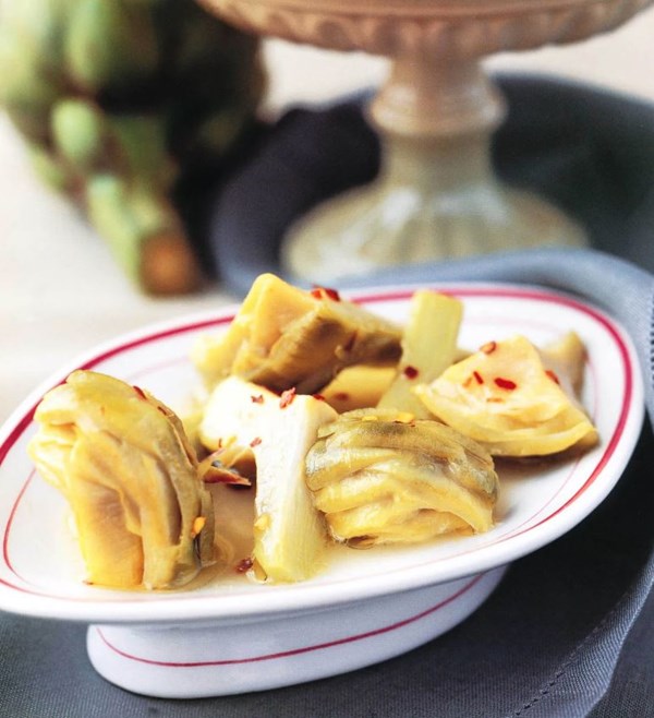 Sweet-and-sour artichokes 1 (Anginaras 1)