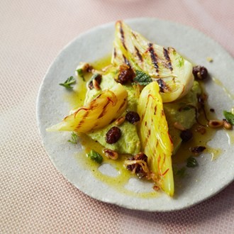 Sweet-and-sour fennel with saffron and broad-bean purée