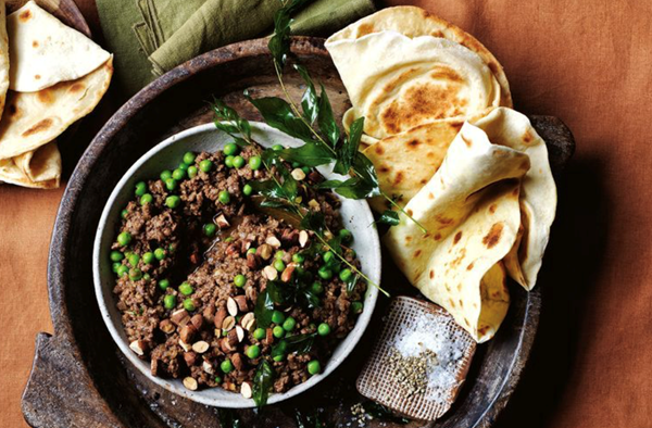Sweet and sour lamb (Denningvleis) with roti