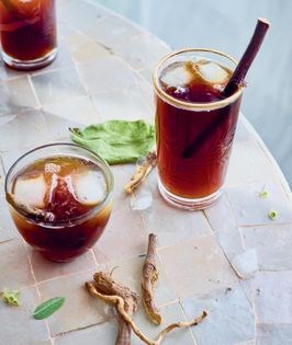 Sweet-and-sour licorice beverage (Soos)