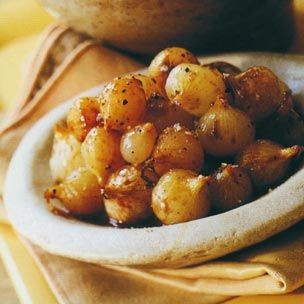 Sweet-and-sour little onions (Cipolline in agrodolce)